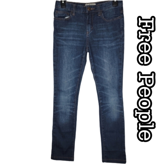 Free People Denim - FREE PEOPLE URBAN OUTFITTER Faded skinny Crop jean